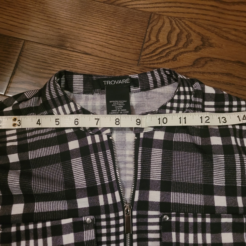 Checkered top, excellent condition - Picture 6 of 7